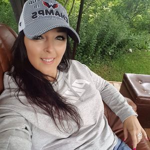 Meet your Posher, Annie